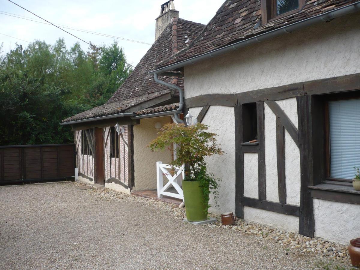 B&B Gilclau Saint-Martial-d'Artenset Eksteriør billede